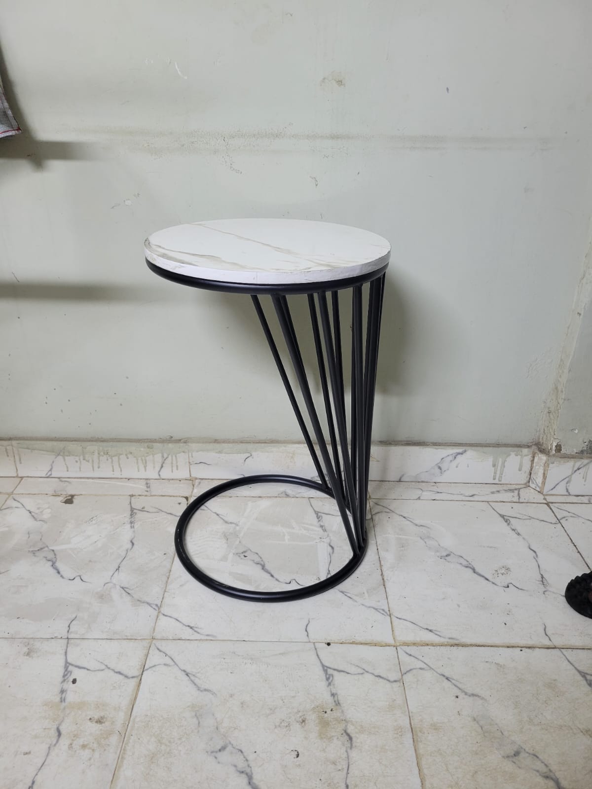 Artisan & Iron Decor AID NO: 093