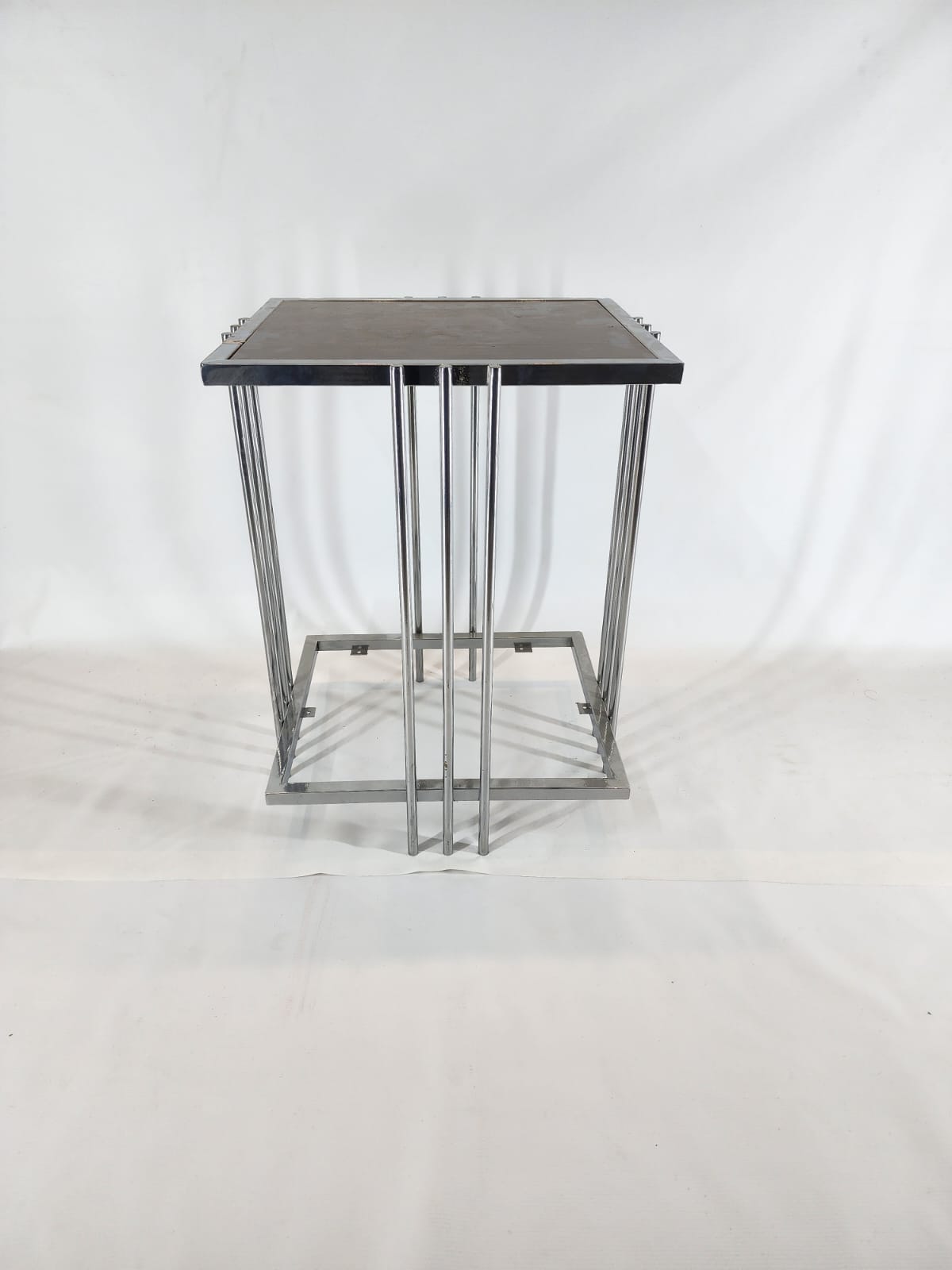 Artisan & Iron Decor AID No: 068