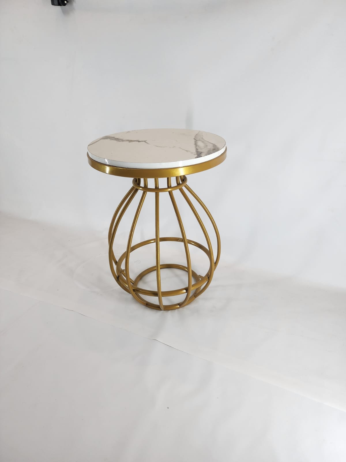 Artisan & Iron Decor AID No: 073